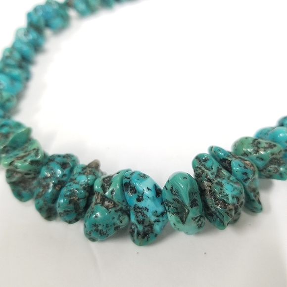 Stunning vintage Old Pawn Native American kingman Turquoise and Heishi Necklace - Picture 15 of 16